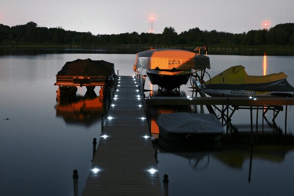 Boat Lift Motor Replacement: Signs Itโs Time to Upgrade