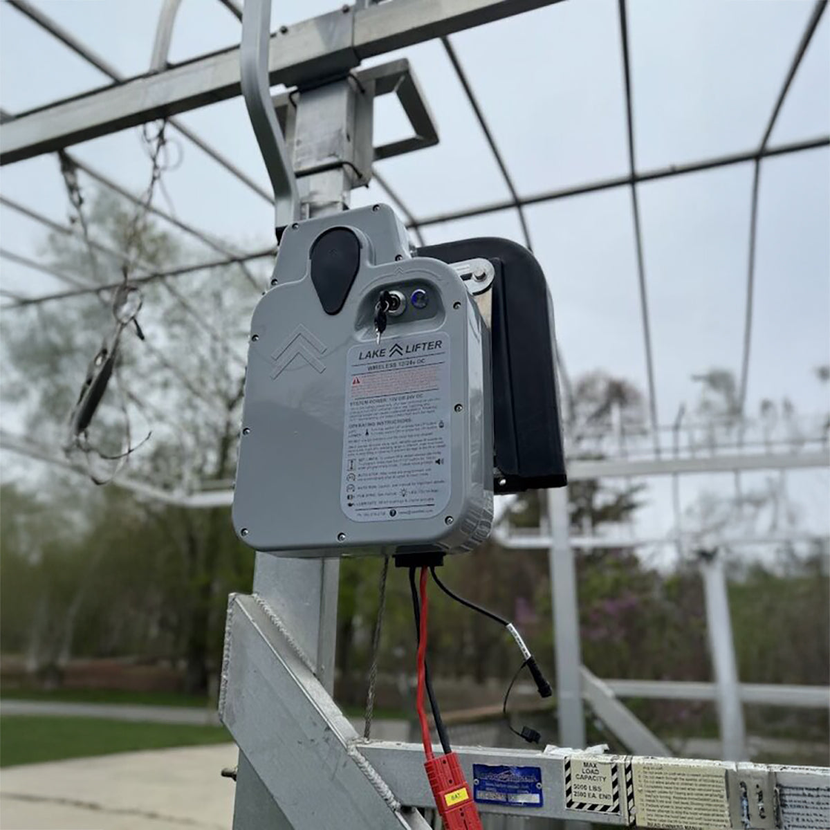 AC - Lake Lifter Direct Drive Boat Lift Motor - Bluetooth/ Wireless Remote + Auto-Stop + Auto-Run