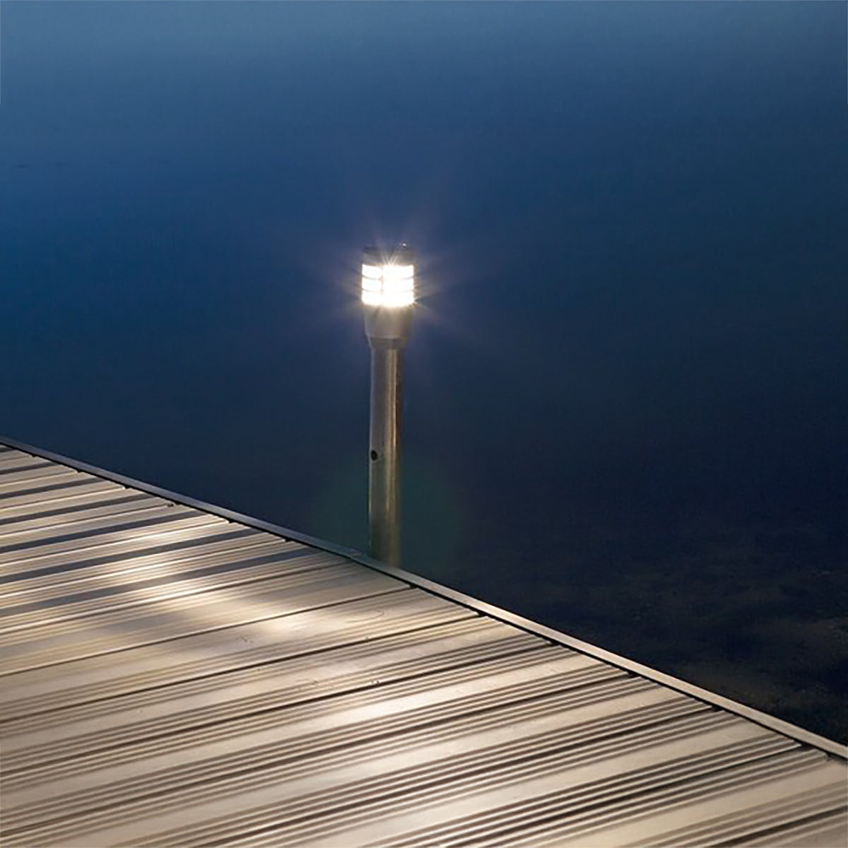 Solar Dock Post Light - Aluminum