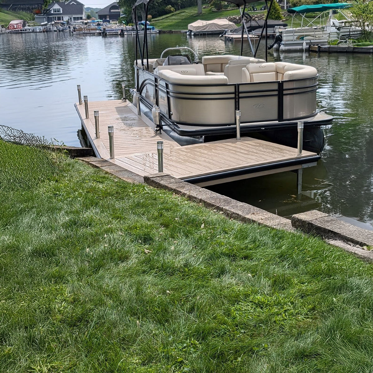 Solar Dock Post Light - Aluminum