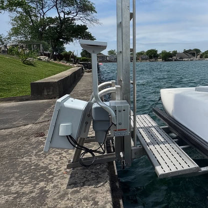 lake lifter pwc motor and charging system