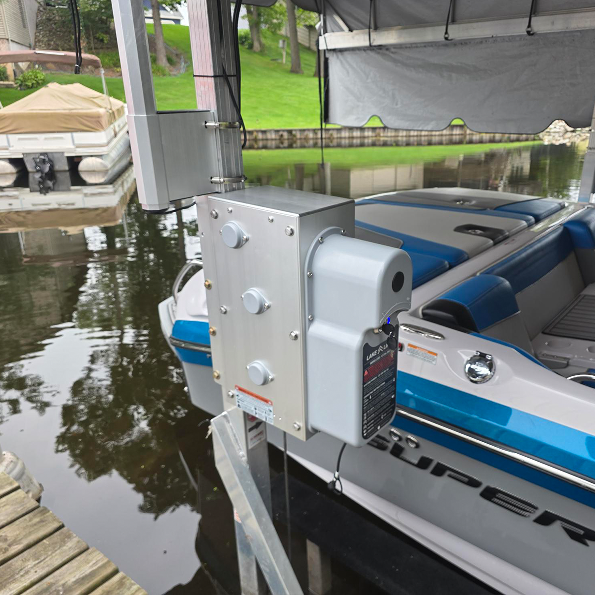 DC Integrated Boat Lift Wireless Direct Drive Motor & 6k Winch Box
