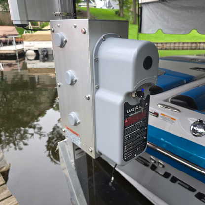 AC Integrated Boat Lift Wireless Direct Drive Motor & 7.5k Winch Box