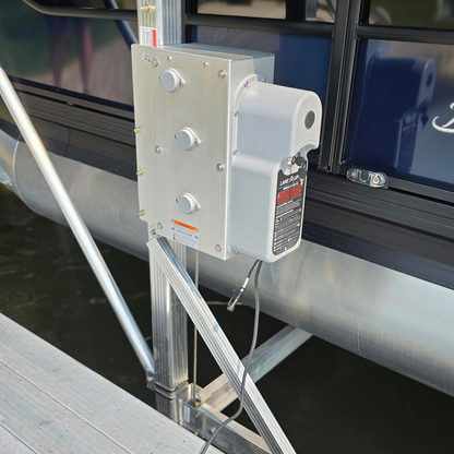 DC Integrated Boat Lift Wireless Direct Drive Motor & 7.5k Winch Box